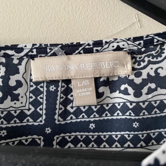 Banana Republic Blue/White Squares Sleeveless Blouse  Size L - Picture 3 of 5